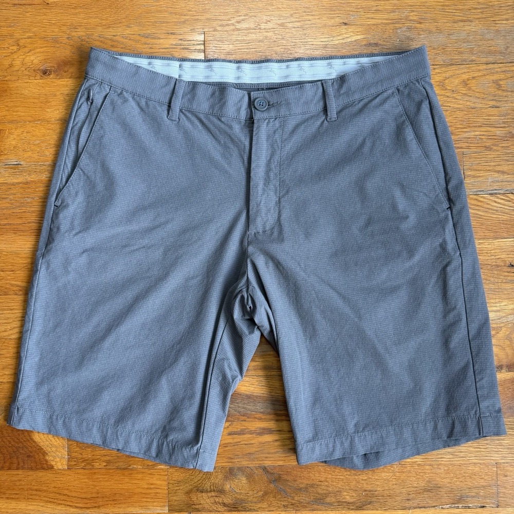 Tommy Bahama Chip Shot Shorts IslandZone Golf Mens 34 Gray Grid Stretch 10"